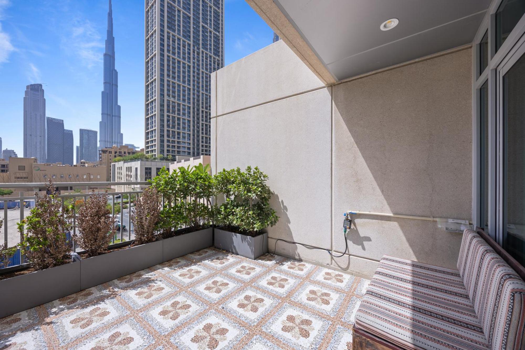 Burj Khalifa View Downtown Apartment *